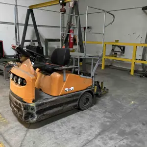 Batteriebetriebener Schlepper Still R06