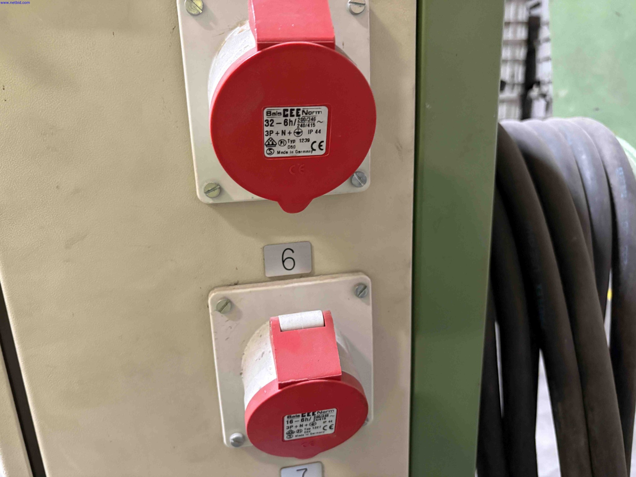 Mobile electrical distribution unit Sarel 565 – foto 5 – kavel bij NetBid, Roterijstraat 205-8793 Waregem