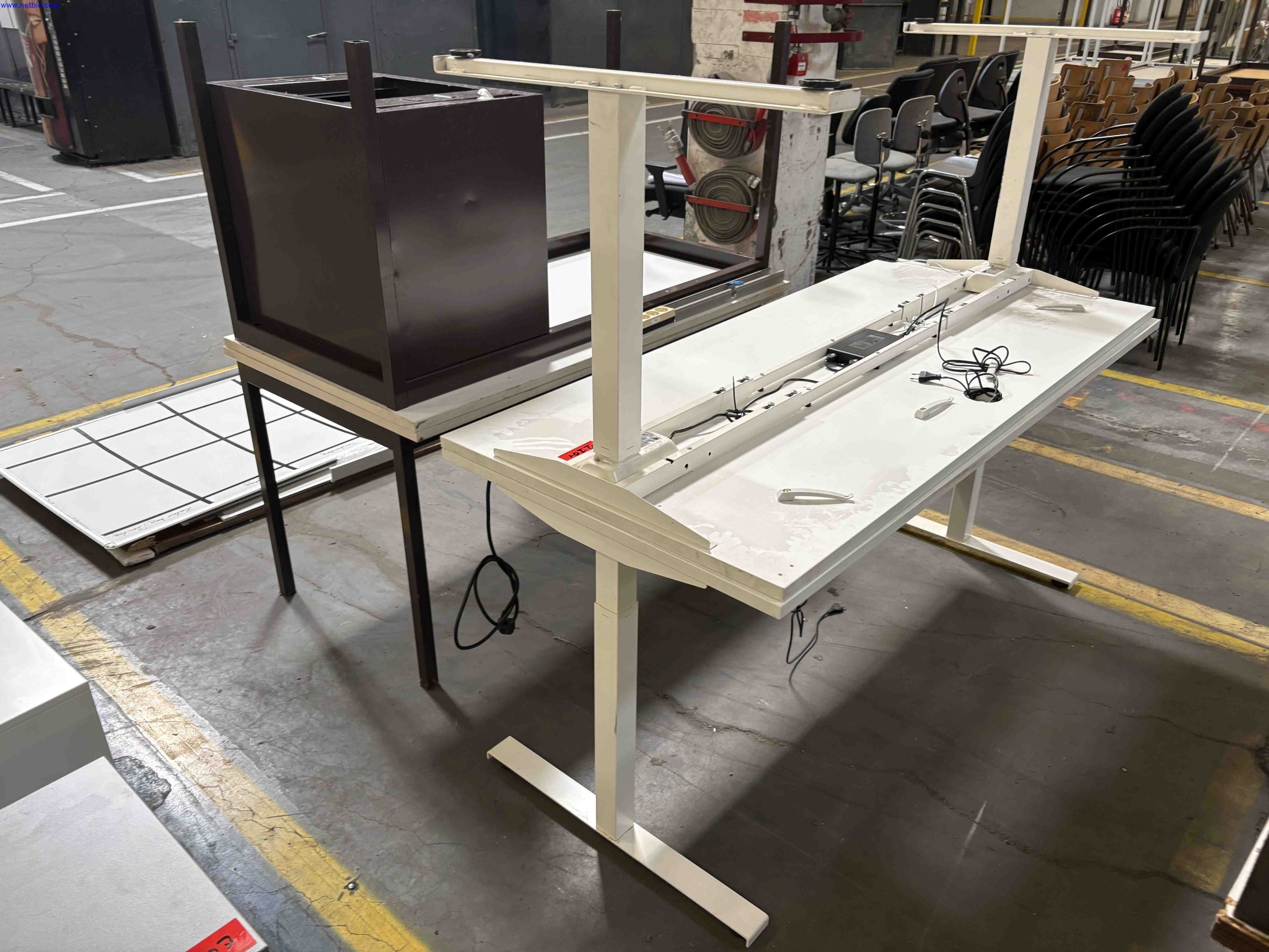 1 Set Office furniture – foto 4 – kavel bij NetBid, Roterijstraat 205-8793 Waregem