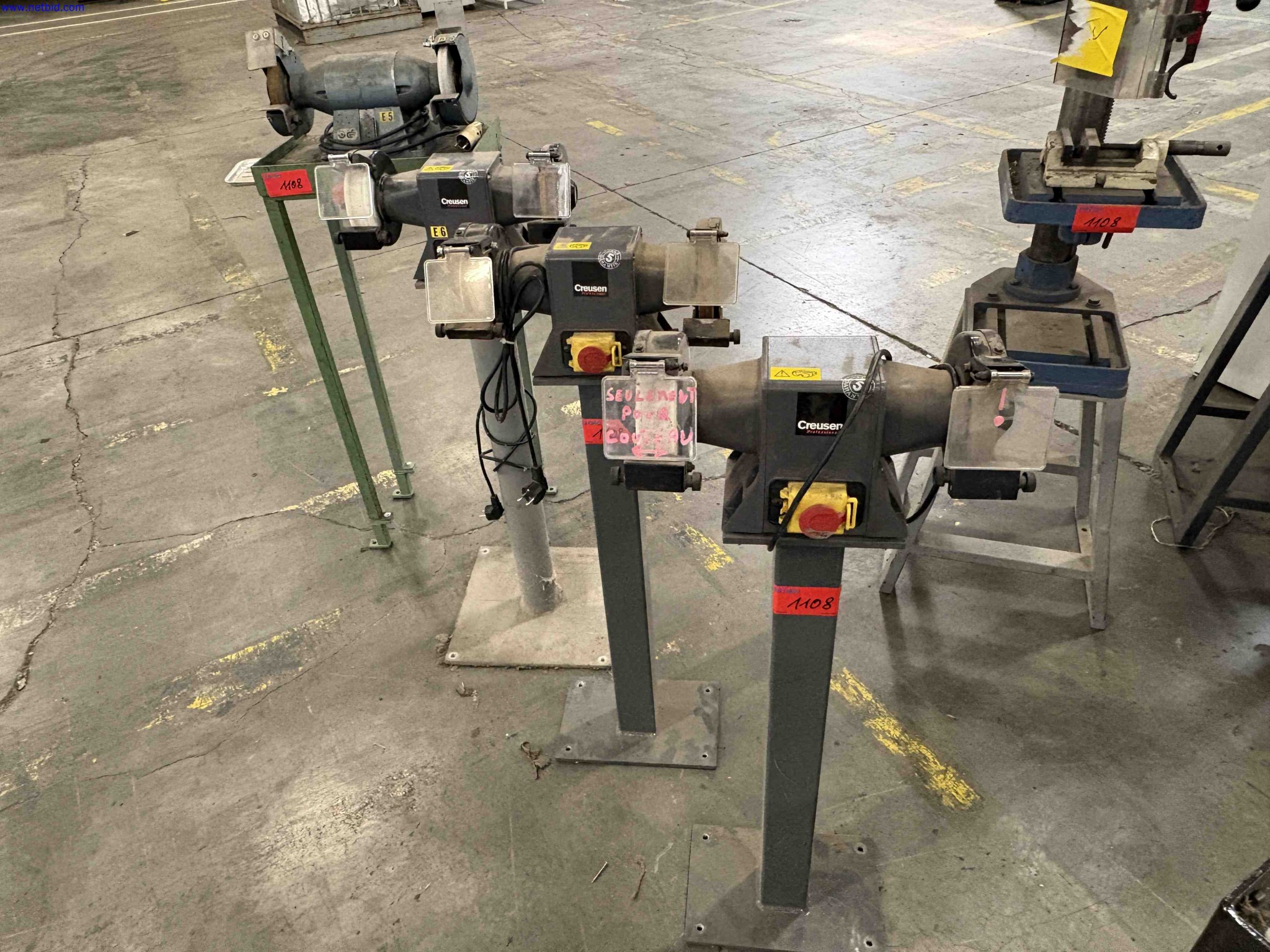 1 Set Workshop machinery, tools, benches and storage cupboards Eurokraft TB18 – foto 6 – kavel bij NetBid, Roterijstraat 205-8793 Waregem