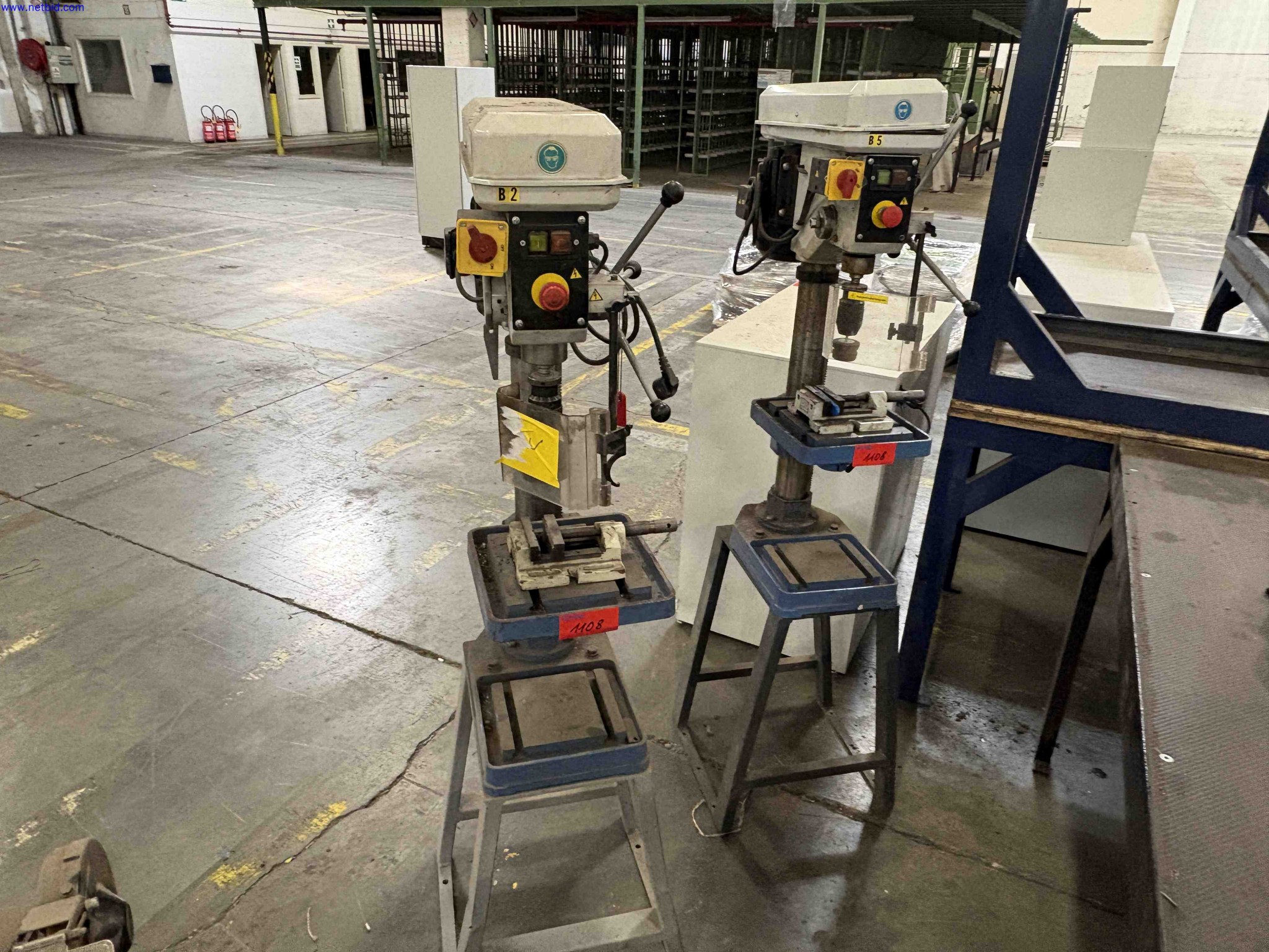 1 Set Workshop machinery, tools, benches and storage cupboards Eurokraft TB18 – foto 8 – kavel bij NetBid, Roterijstraat 205-8793 Waregem