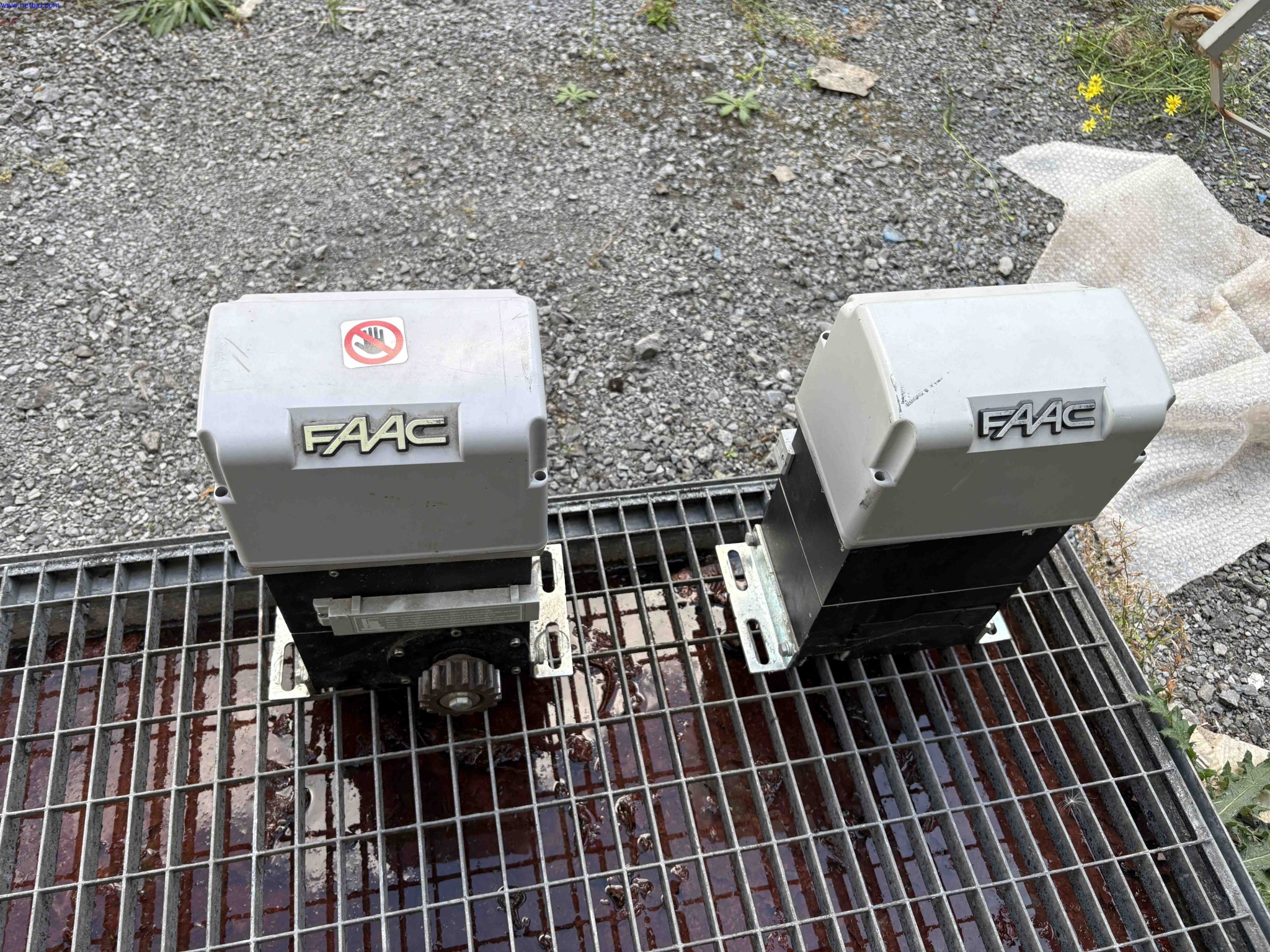 Automated sliding security gate and perimeter fencing Wisniowski – foto 10 – kavel bij NetBid, Roterijstraat 205-8793 Waregem