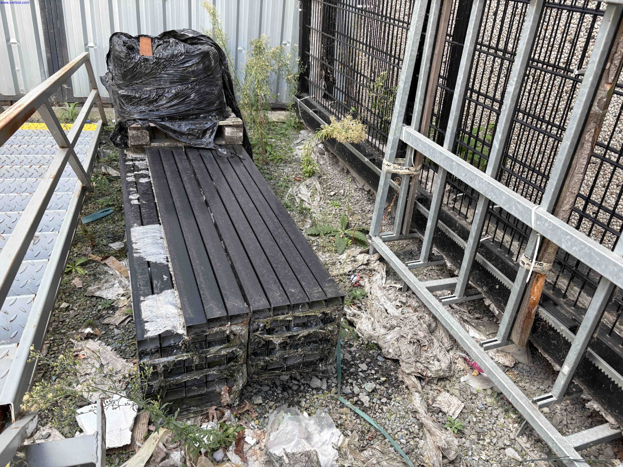 Automated sliding security gate and perimeter fencing Wisniowski – foto 7 – kavel bij NetBid, Roterijstraat 205-8793 Waregem