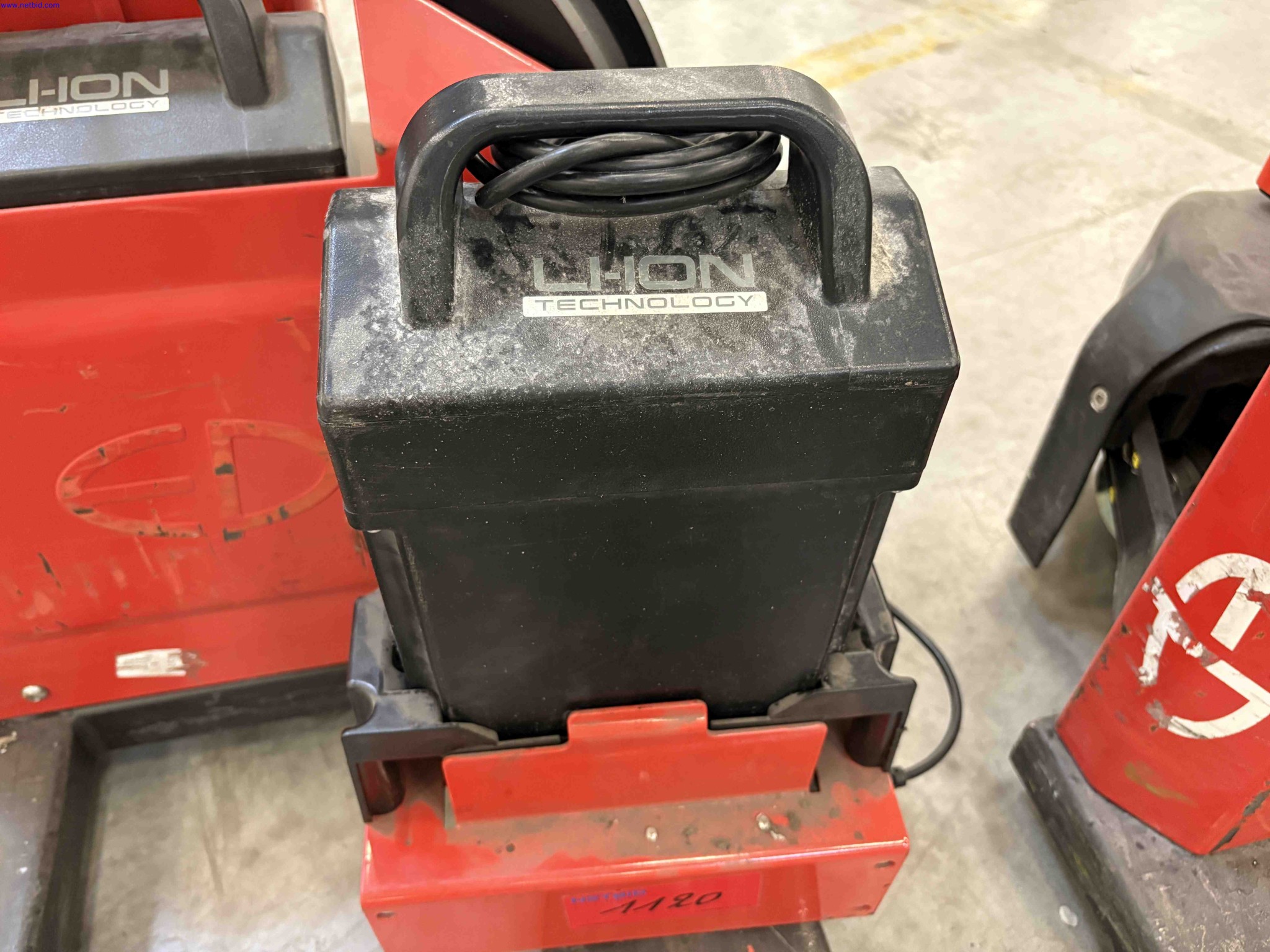 Battery electric pallet trucks EP Equipment EPT-12-EZ – foto 7 – kavel bij NetBid, Roterijstraat 205-8793 Waregem