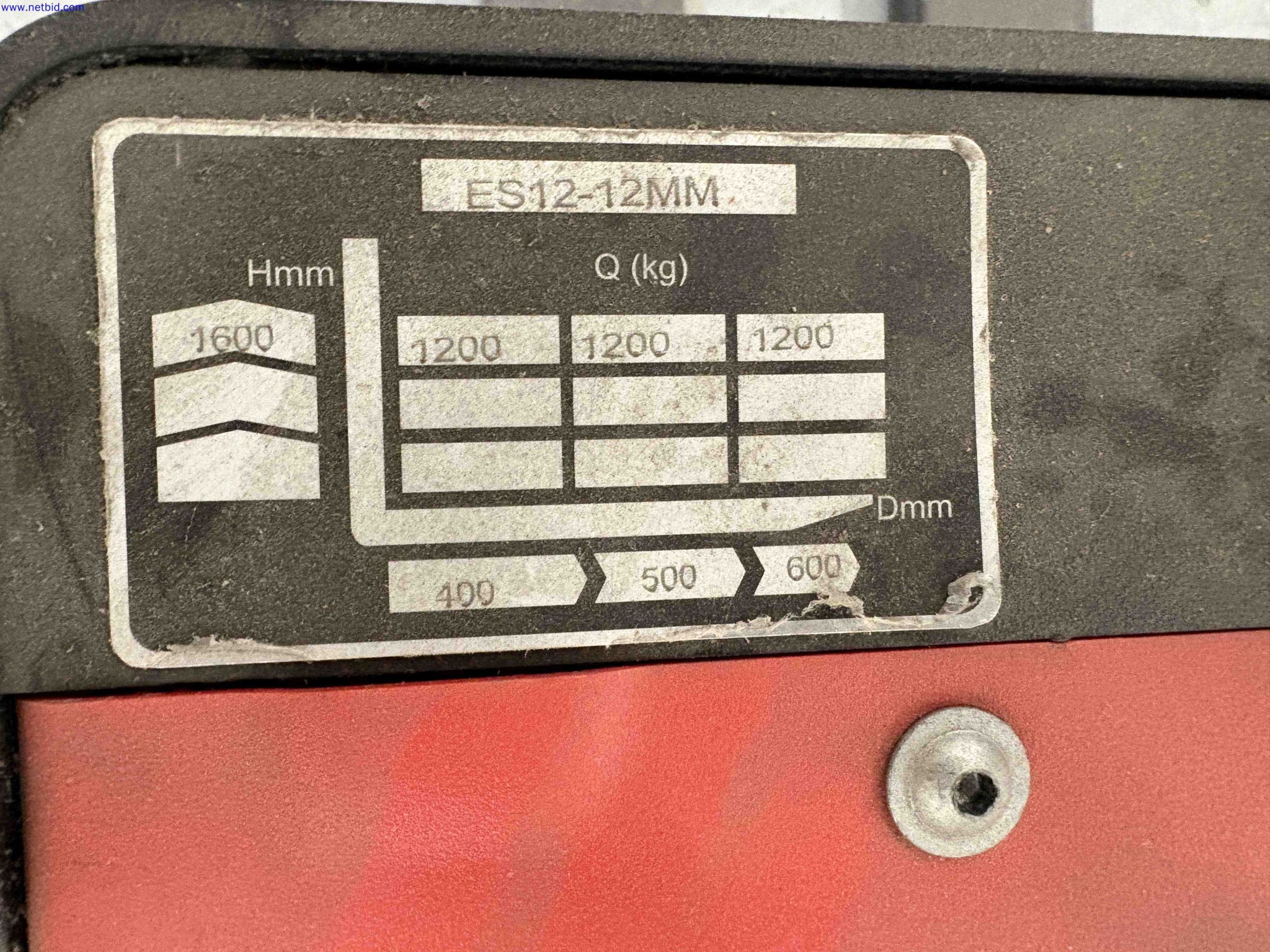 2 Battery electric pedestrian pallet stackers EP Equipment ES12-12MM – foto 11 – kavel bij NetBid, Roterijstraat 205-8793 Waregem