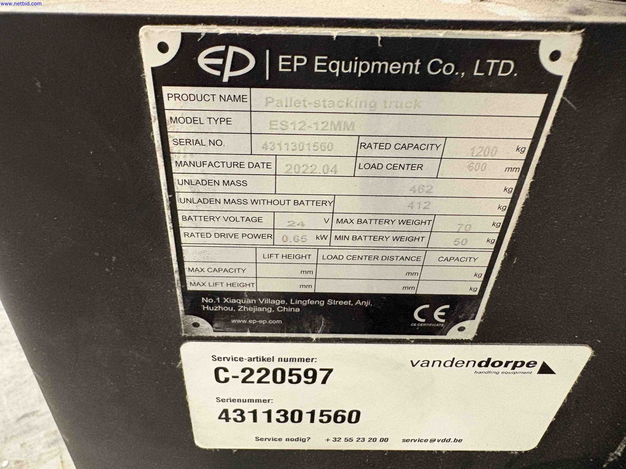 2 Battery electric pedestrian pallet stackers EP Equipment ES12-12MM – foto 9 – kavel bij NetBid, Roterijstraat 205-8793 Waregem