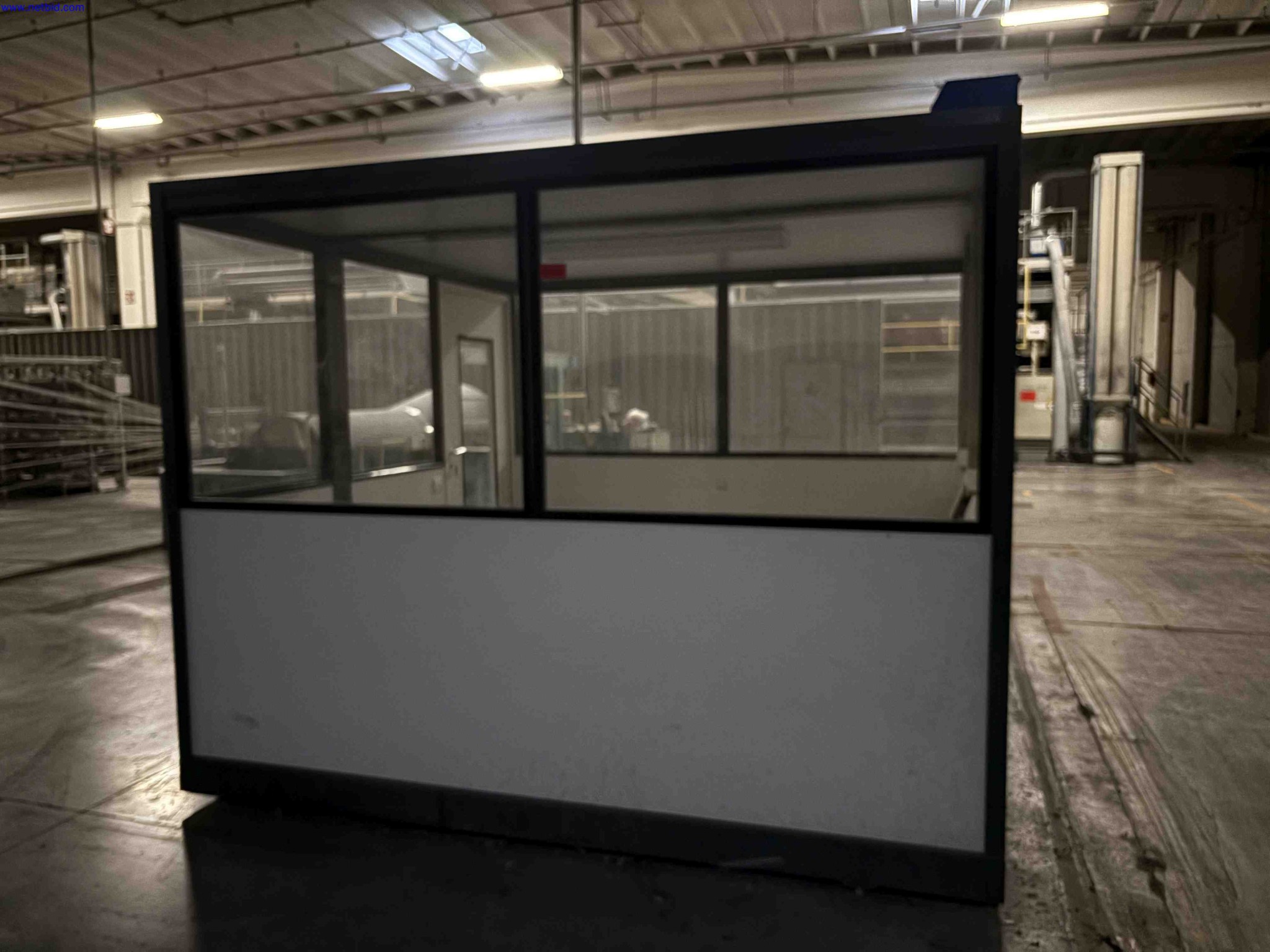 Free standing site office container unit – foto 4 – kavel bij NetBid, Roterijstraat 205-8793 Waregem