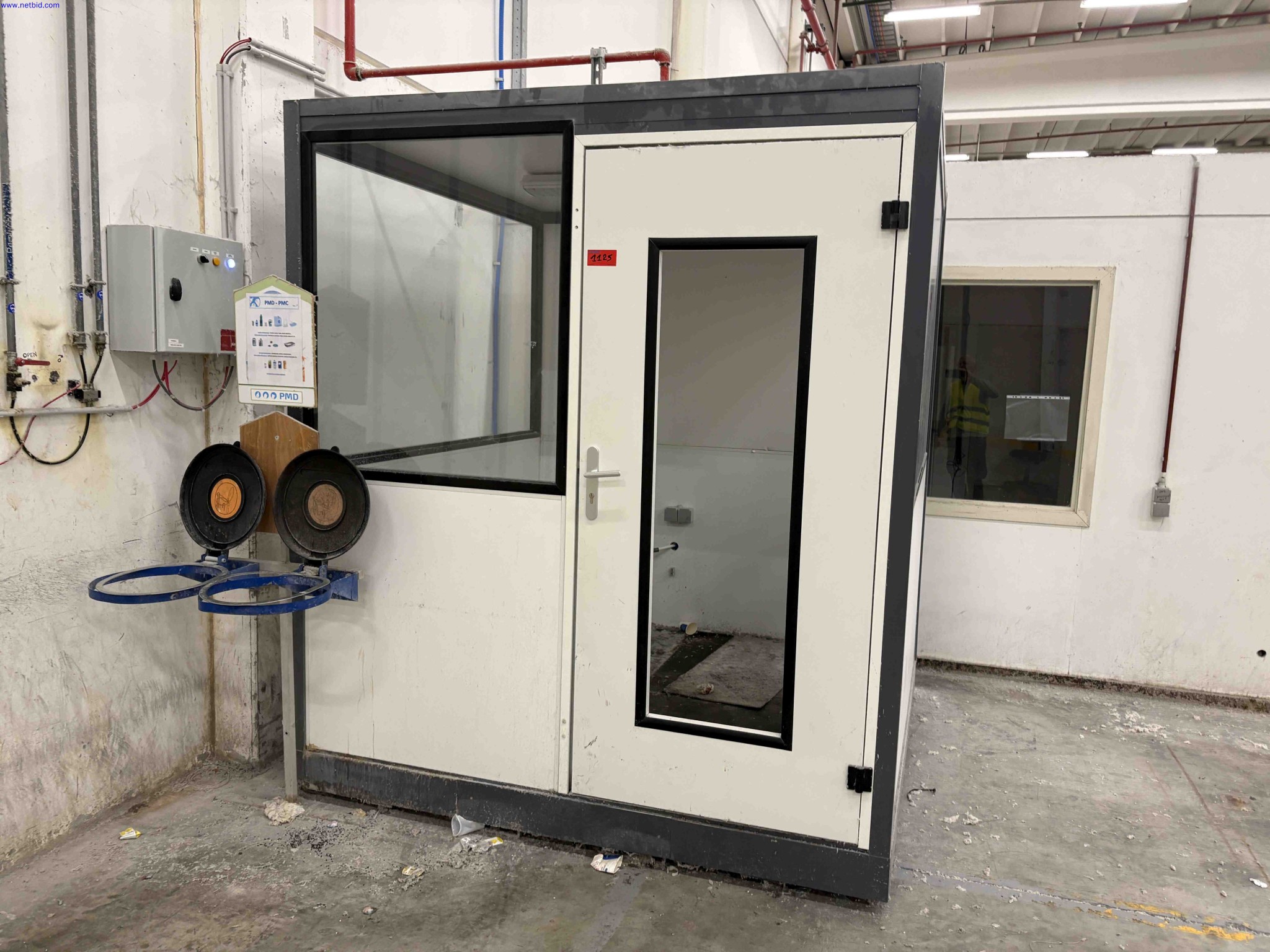 Free standing site office container unit – foto 2 – kavel bij NetBid, Roterijstraat 205-8793 Waregem