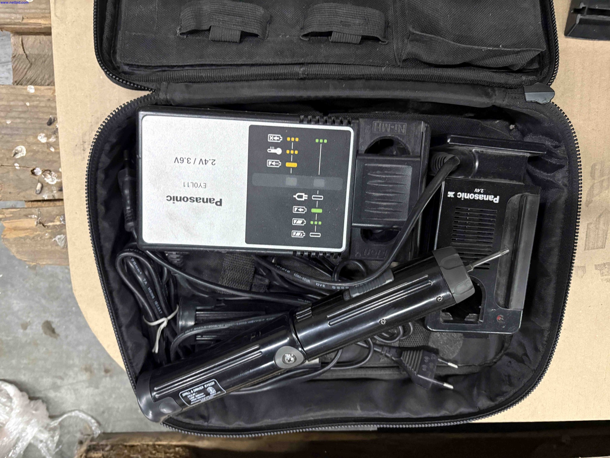 1 Set Portable power tools and inspection equipment Ridgid – foto 9 – kavel bij NetBid, Roterijstraat 205-8793 Waregem