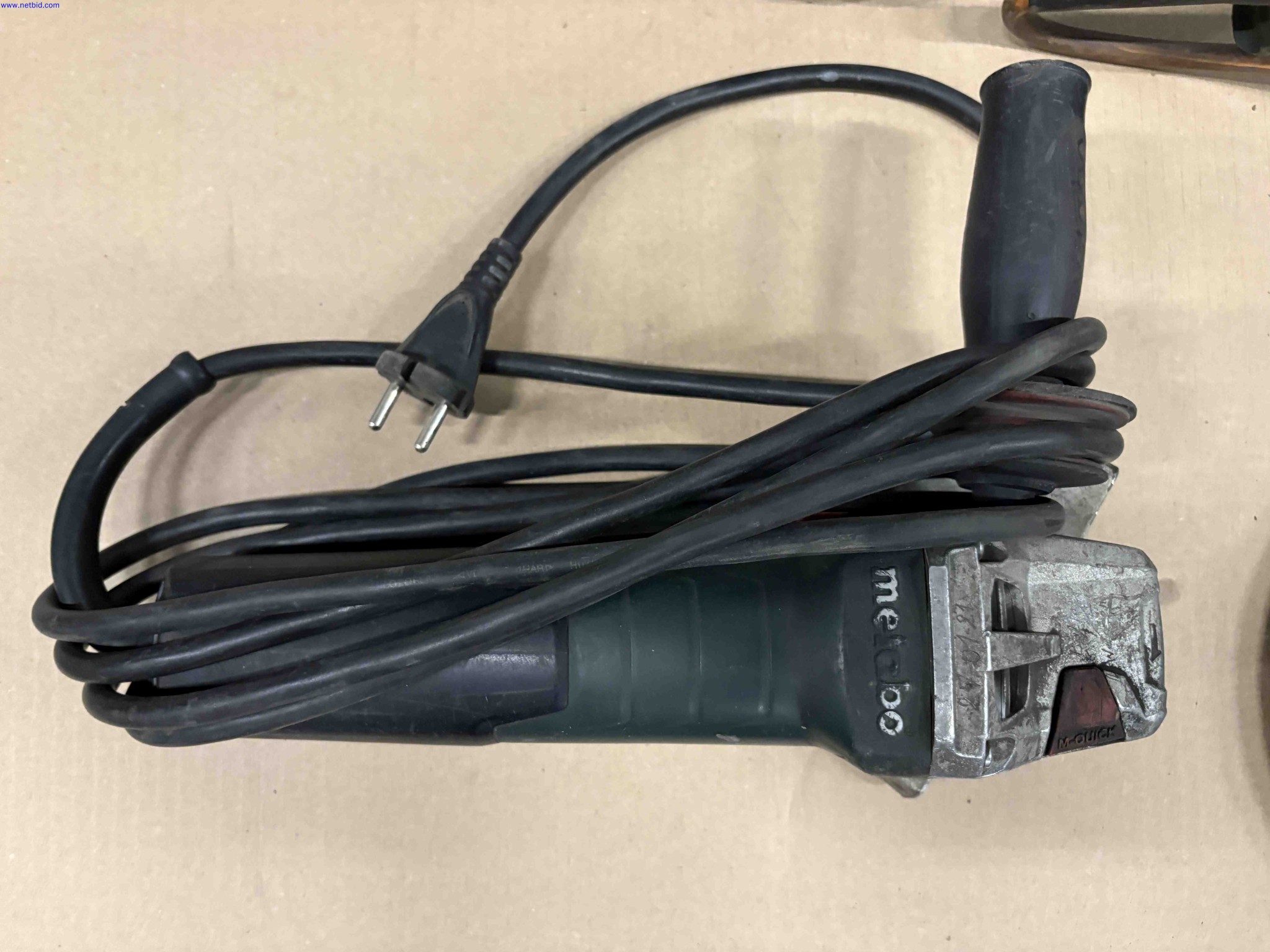 Mains electric angle grinders Metabo W22-230 MVT / WSS 12-125 – foto 6 – kavel bij NetBid, Roterijstraat 205-8793 Waregem