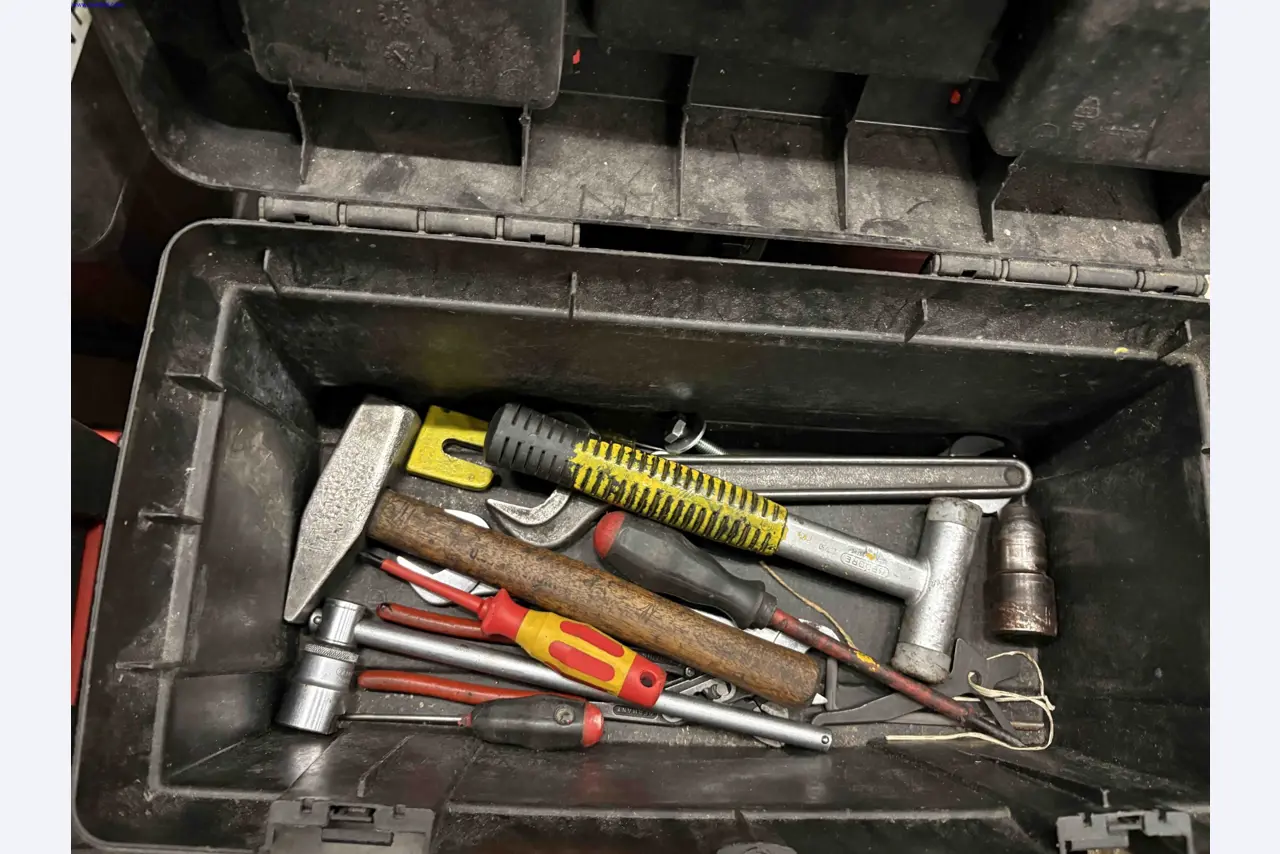 Uzavření závodu společnosti Balta Industries (Belgie) – výrobní závody výrobce koberců-4