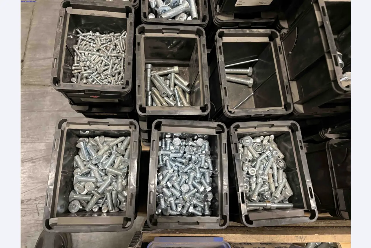 Uzavření závodu společnosti Balta Industries (Belgie) – výrobní závody výrobce koberců-9