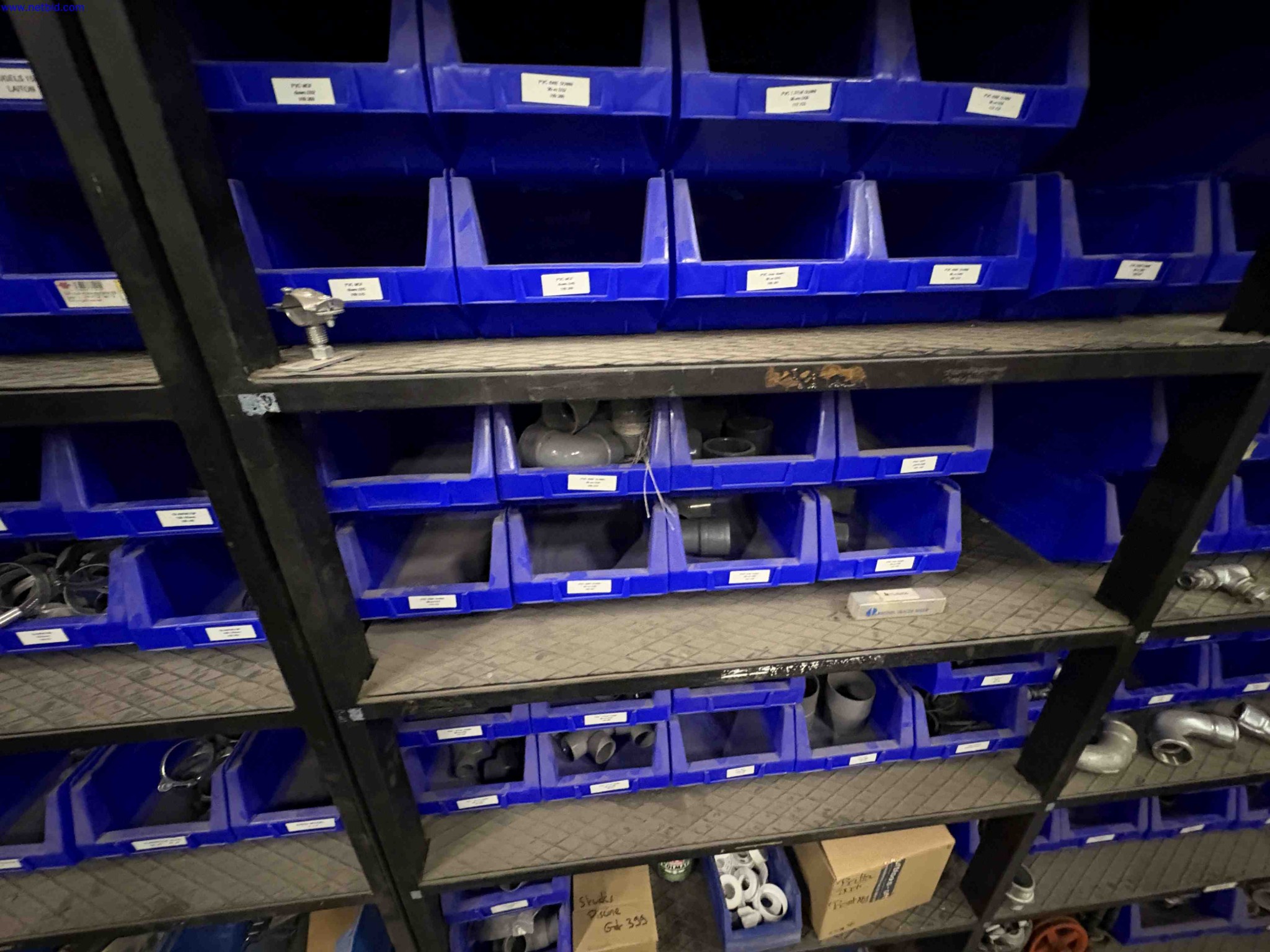 Uzavření závodu společnosti Balta Industries (Belgie) – výrobní závody výrobce koberců-60