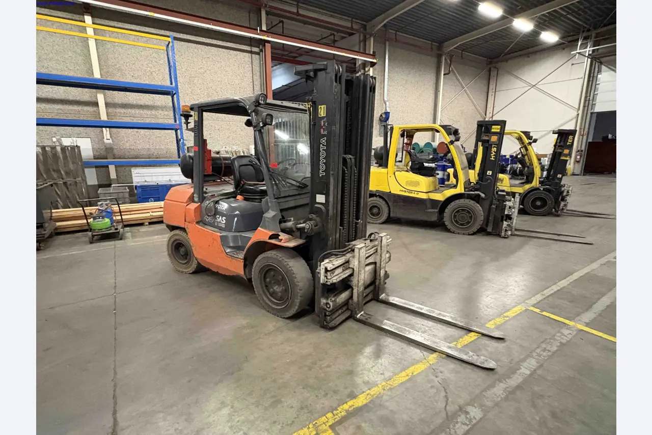 Uzavření závodu společnosti Balta Industries (Belgie) – výrobní závody výrobce koberců-1