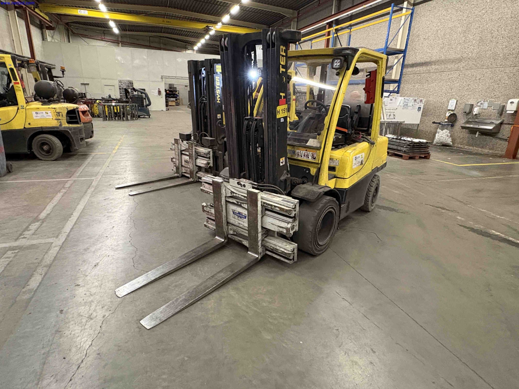 LPG counterbalance forklift truck Hyster H3.5FT – foto 2 – kavel bij NetBid, Roterijstraat 205-8793 Waregem