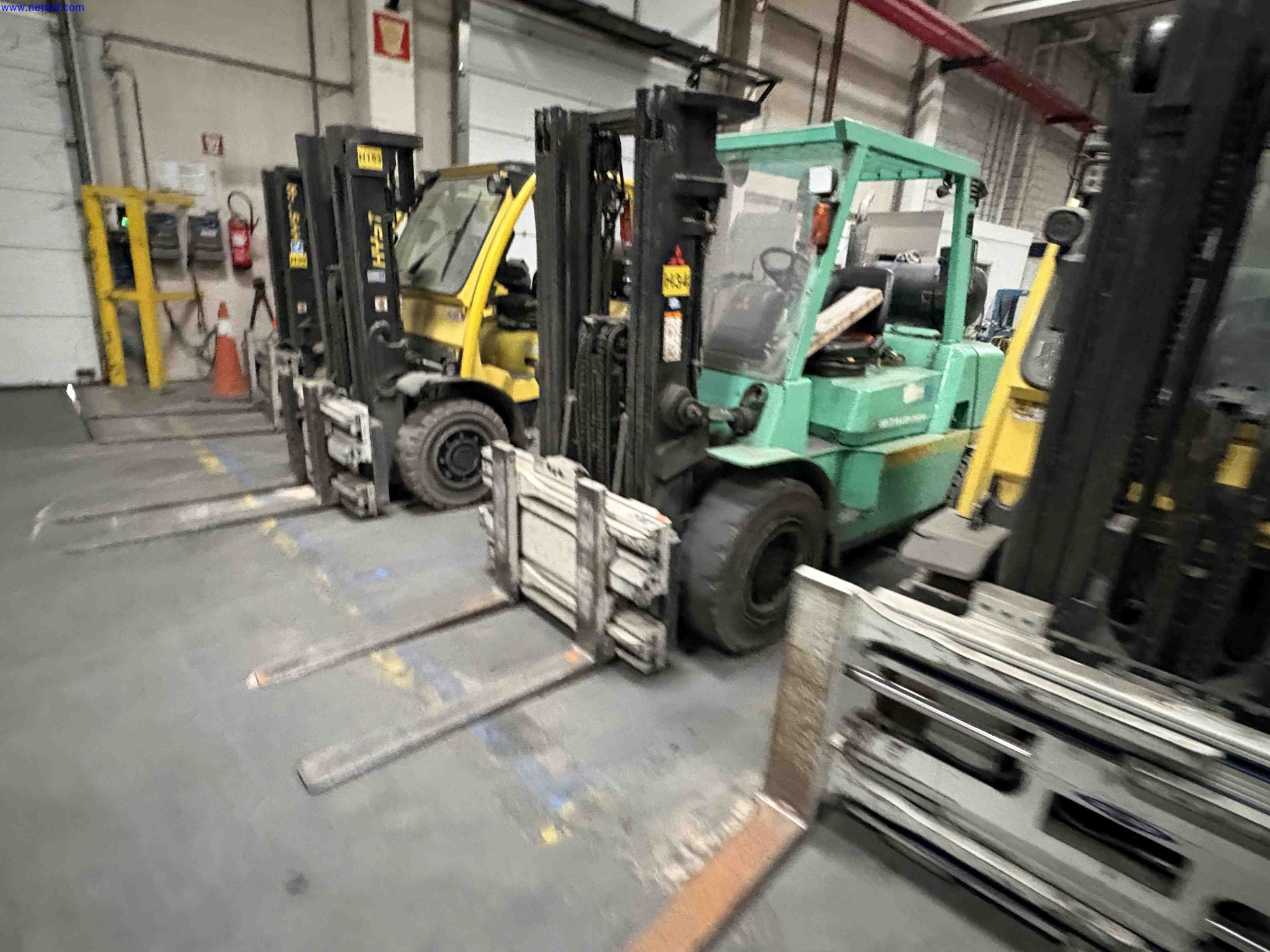 1 Set Faulty non starting forklift trucks – foto 5 – kavel bij NetBid, Roterijstraat 205-8793 Waregem