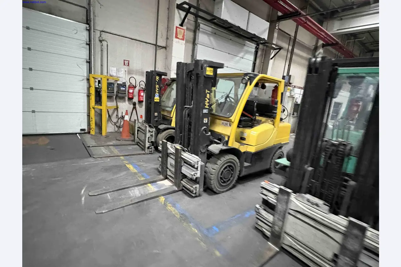 Uzavření závodu společnosti Balta Industries (Belgie) – výrobní závody výrobce koberců-6