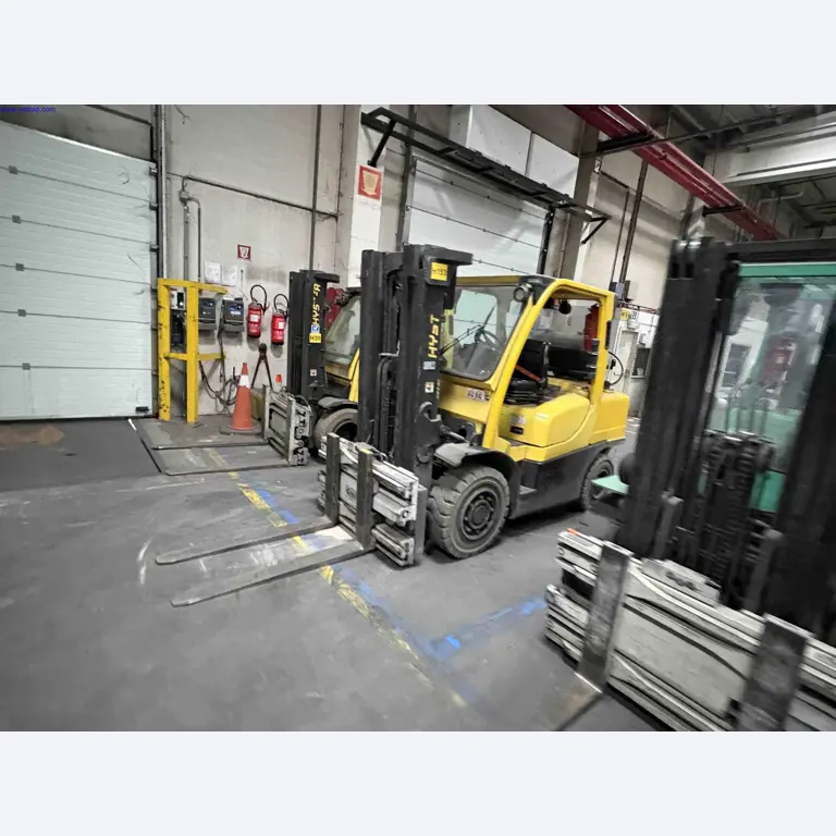 Uzavření závodu společnosti Balta Industries (Belgie) – výrobní závody výrobce koberců-6