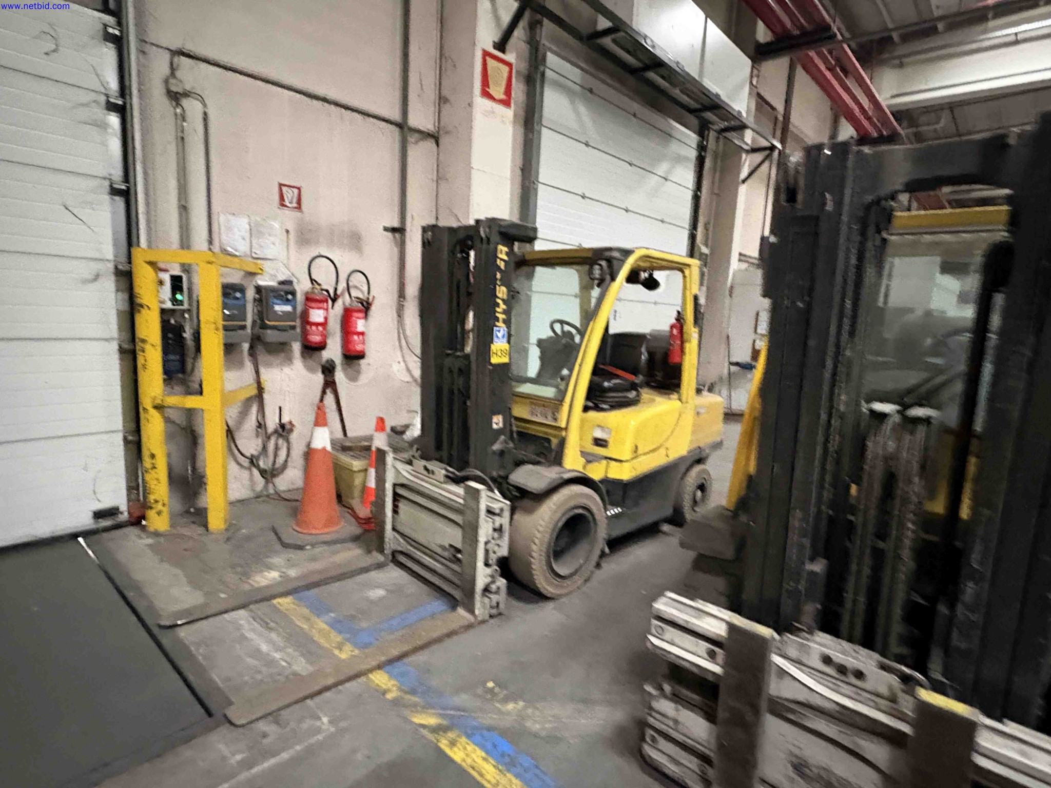 1 Set Faulty non starting forklift trucks – foto 7 – kavel bij NetBid, Roterijstraat 205-8793 Waregem