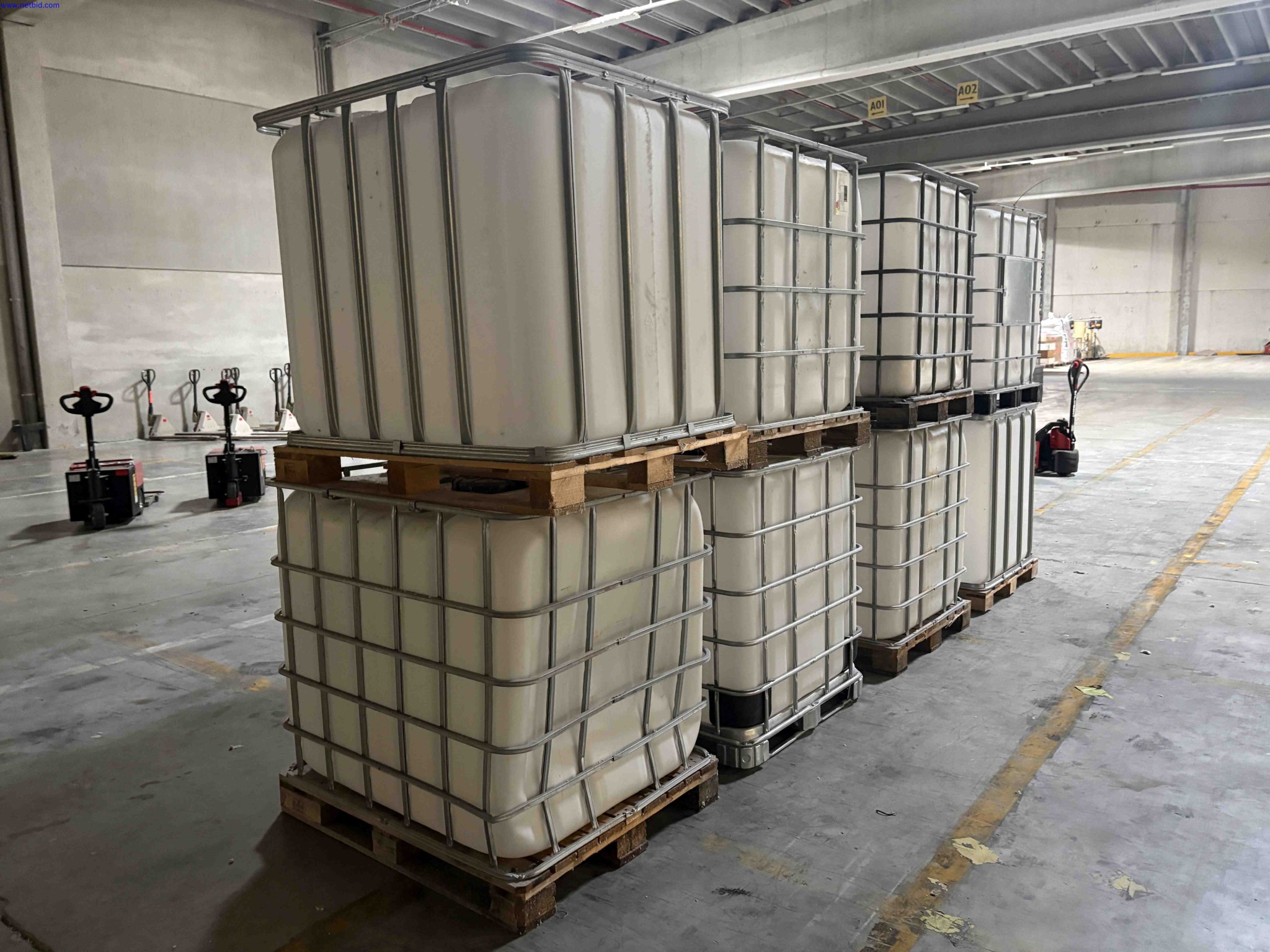 10 IBC bulk storage containers – foto 5 – kavel bij NetBid, Roterijstraat 205-8793 Waregem