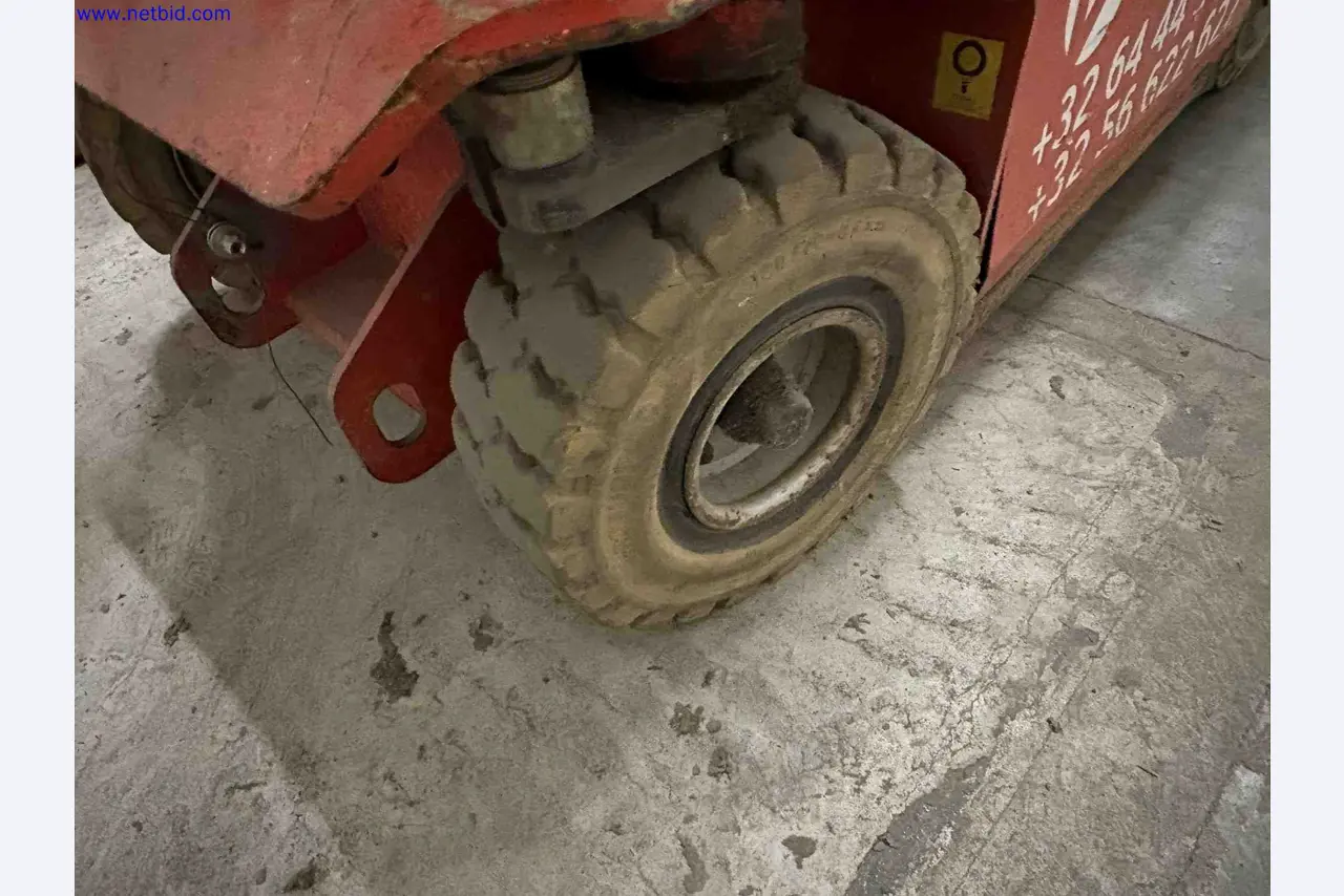 Uzavření závodu společnosti Balta Industries (Belgie) – výrobní závody výrobce koberců-7