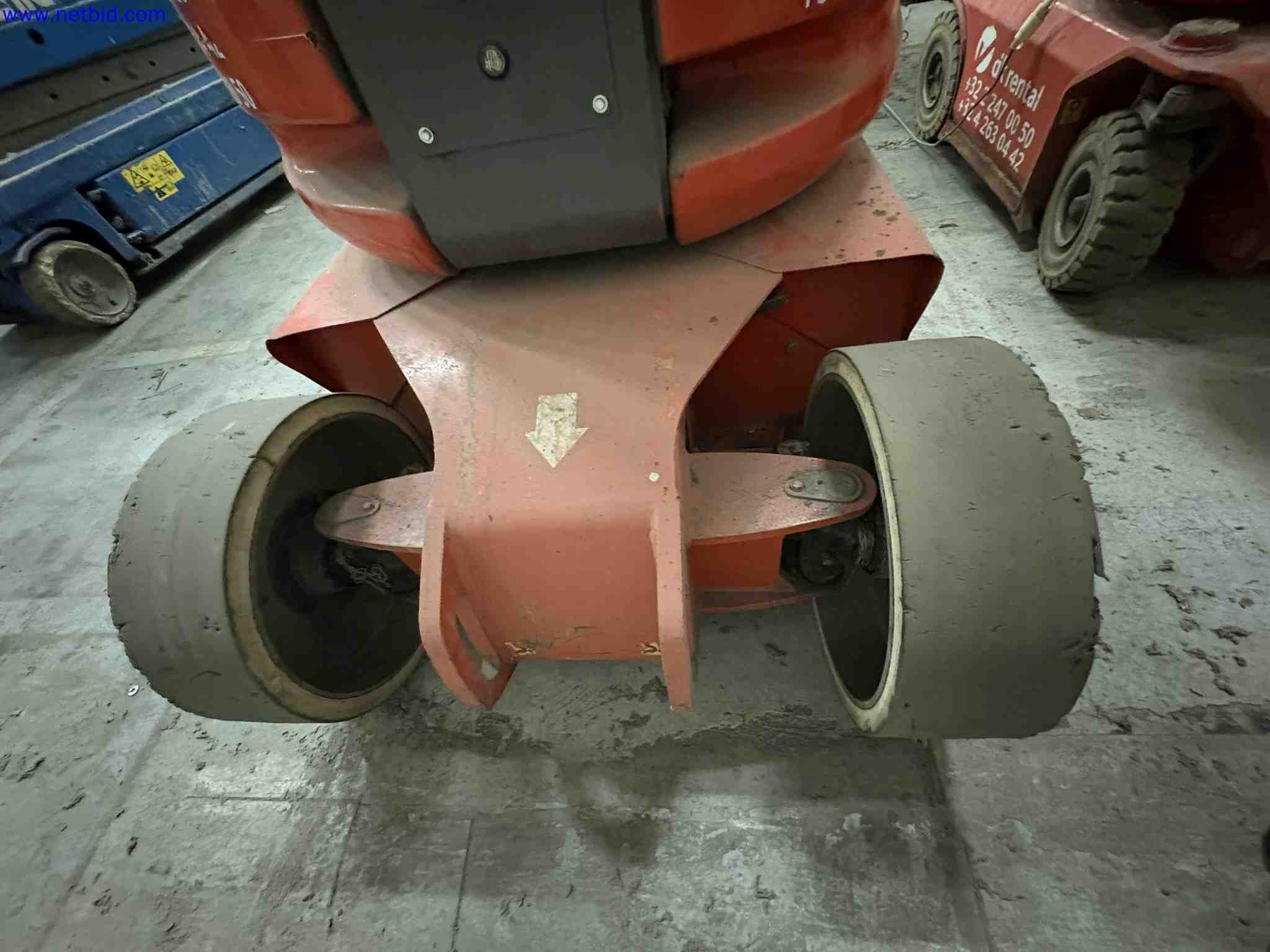 Battery-powered, self-propelled vertical mast aerial work platform Manitou 120 AETJ – foto 9 – kavel bij NetBid, Roterijstraat 205-8793 Waregem