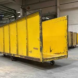70 Mobile transfer container