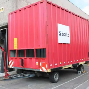 Mobile cargo container