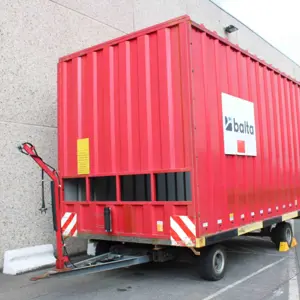 Mobile cargo container