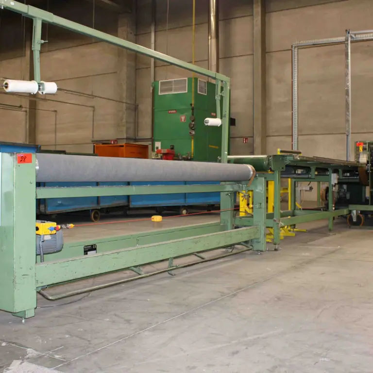 Inspection table with glue unit
