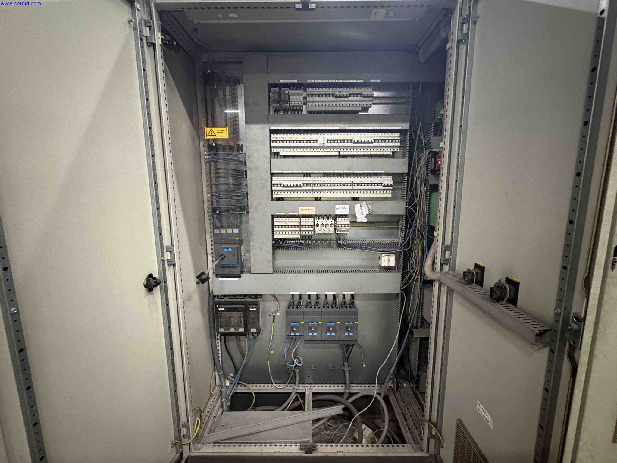 Plant closure at Balta Industries (Belgium) - production facilities of a carpet manufacturer-15