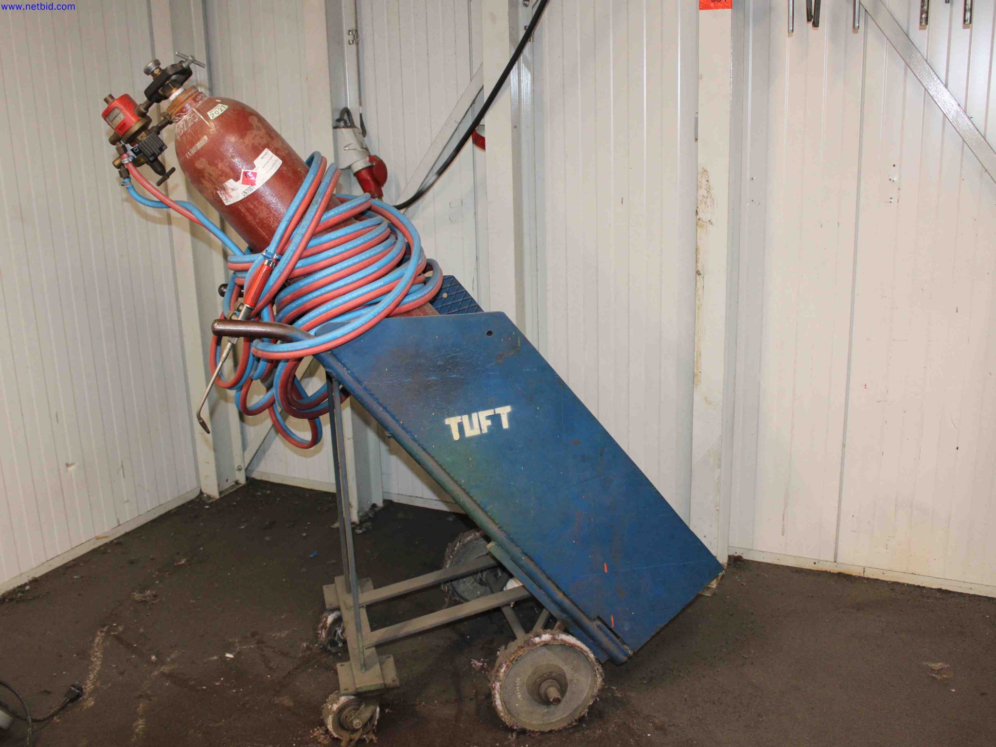 Plant closure at Balta Industries (Belgium) - production facilities of a carpet manufacturer-2