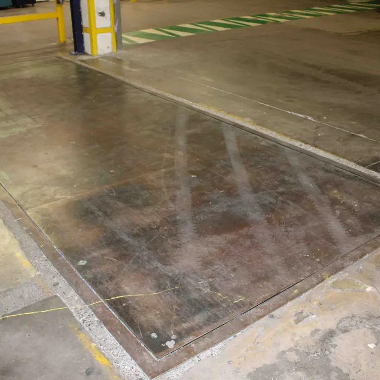 Floor-mounted weighing scale TOLEDO