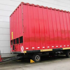 Mobile cargo container