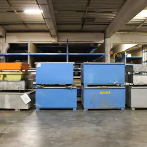 13 Drip trays