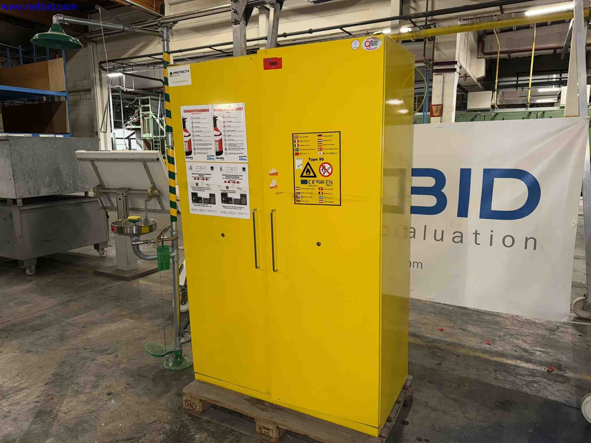 Plant closure at Balta Industries (Belgium) - production facilities of a carpet manufacturer-2