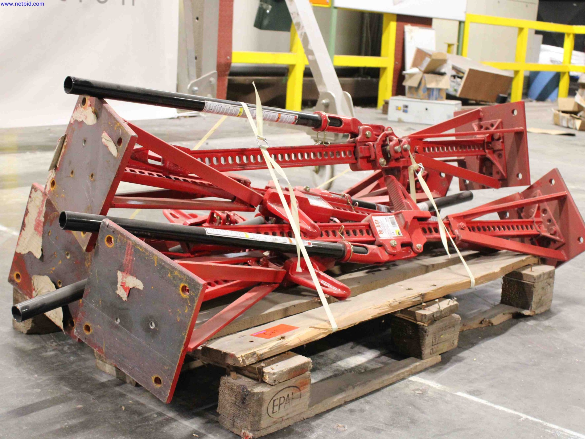 Plant closure at Balta Industries (Belgium) - production facilities of a carpet manufacturer-4