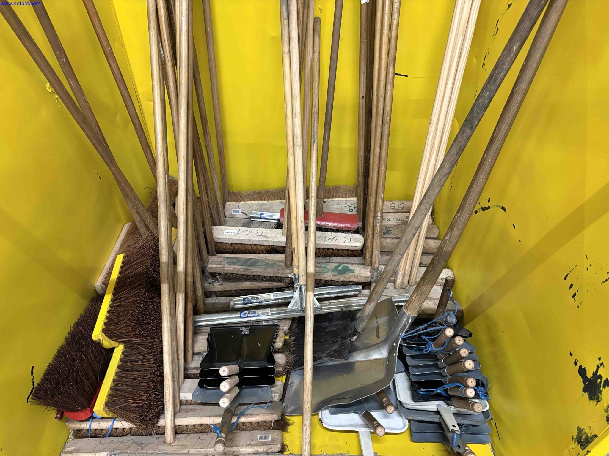 Plant closure at Balta Industries (Belgium) - production facilities of a carpet manufacturer-2