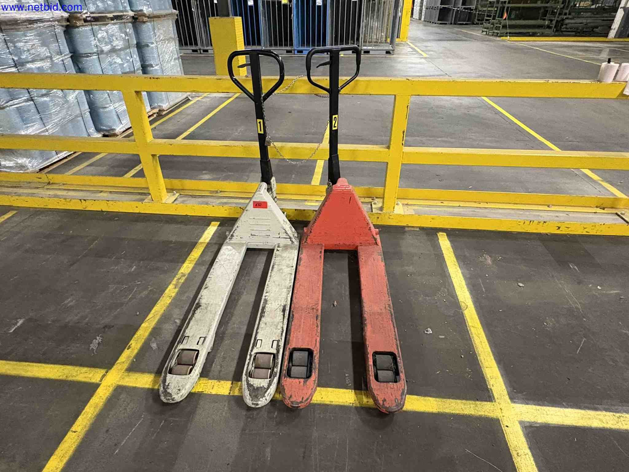 2 Hand pallet trucks – foto 2 – kavel bij NetBid, Sint Baafs Vijve
