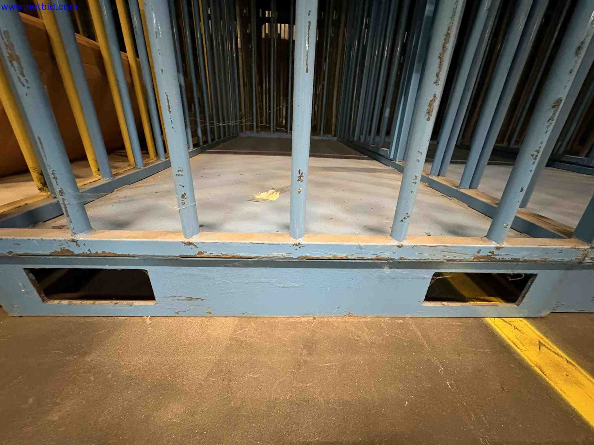 50 Metal cages – foto 3 – kavel bij NetBid, Sint Baafs Vijve