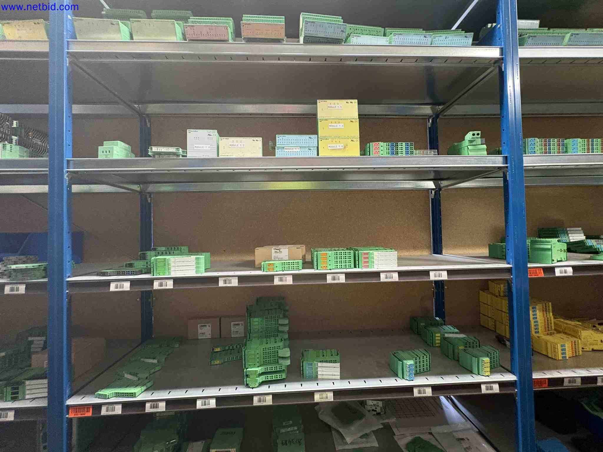 Uzavření závodu společnosti Balta Industries (Belgie) – výrobní závody výrobce koberců-93
