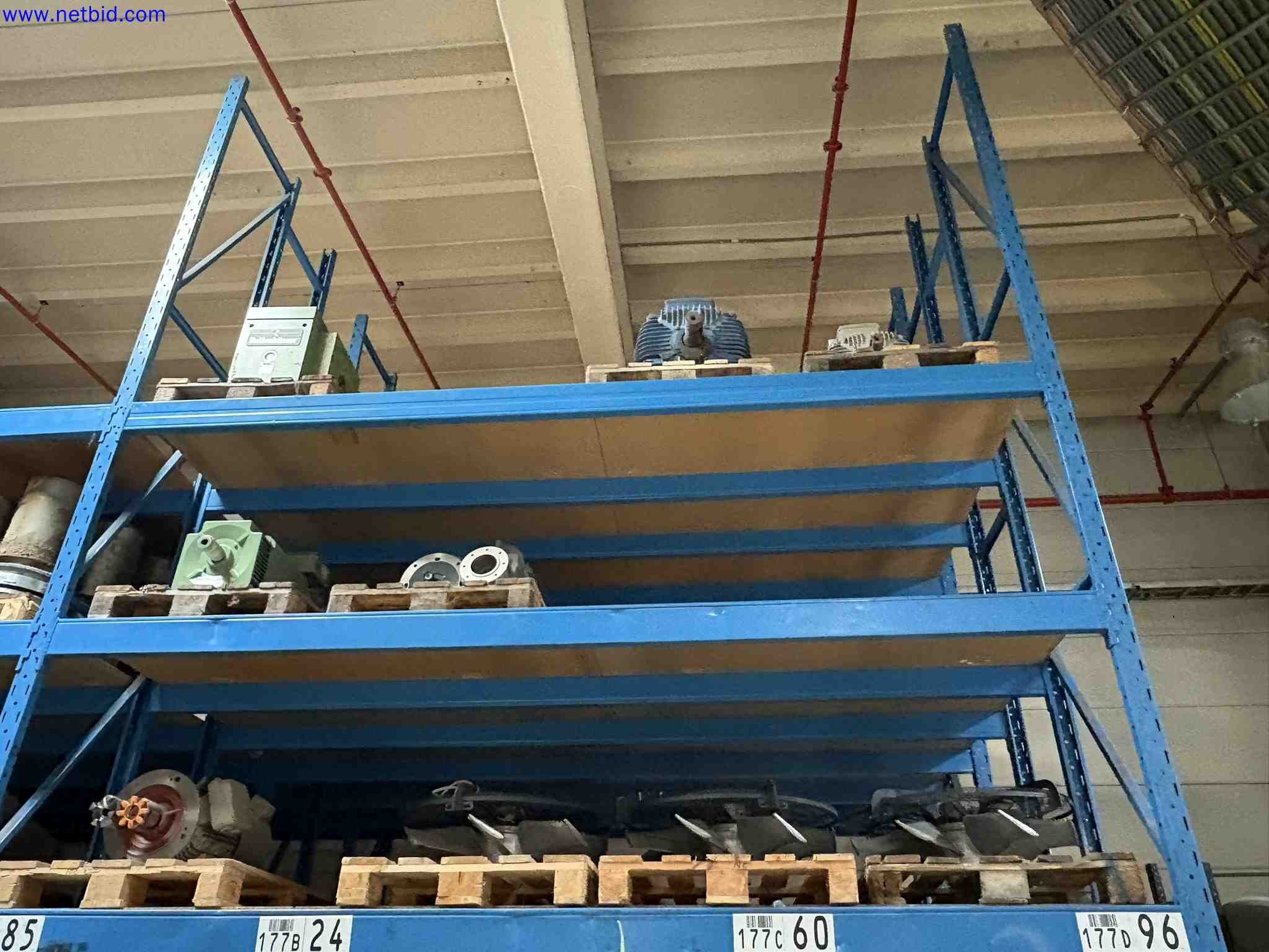 1 Set Assorted Electric Motors, Blowers and Industrial Spare Parts – foto 10 – kavel bij NetBid, Sint Baafs Vijve