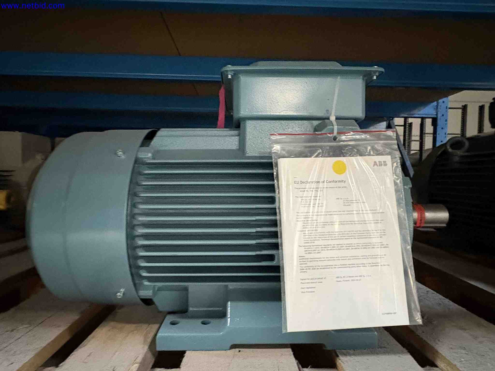 1 Set Assorted Electric Motors, Blowers and Industrial Spare Parts – foto 8 – kavel bij NetBid, Sint Baafs Vijve