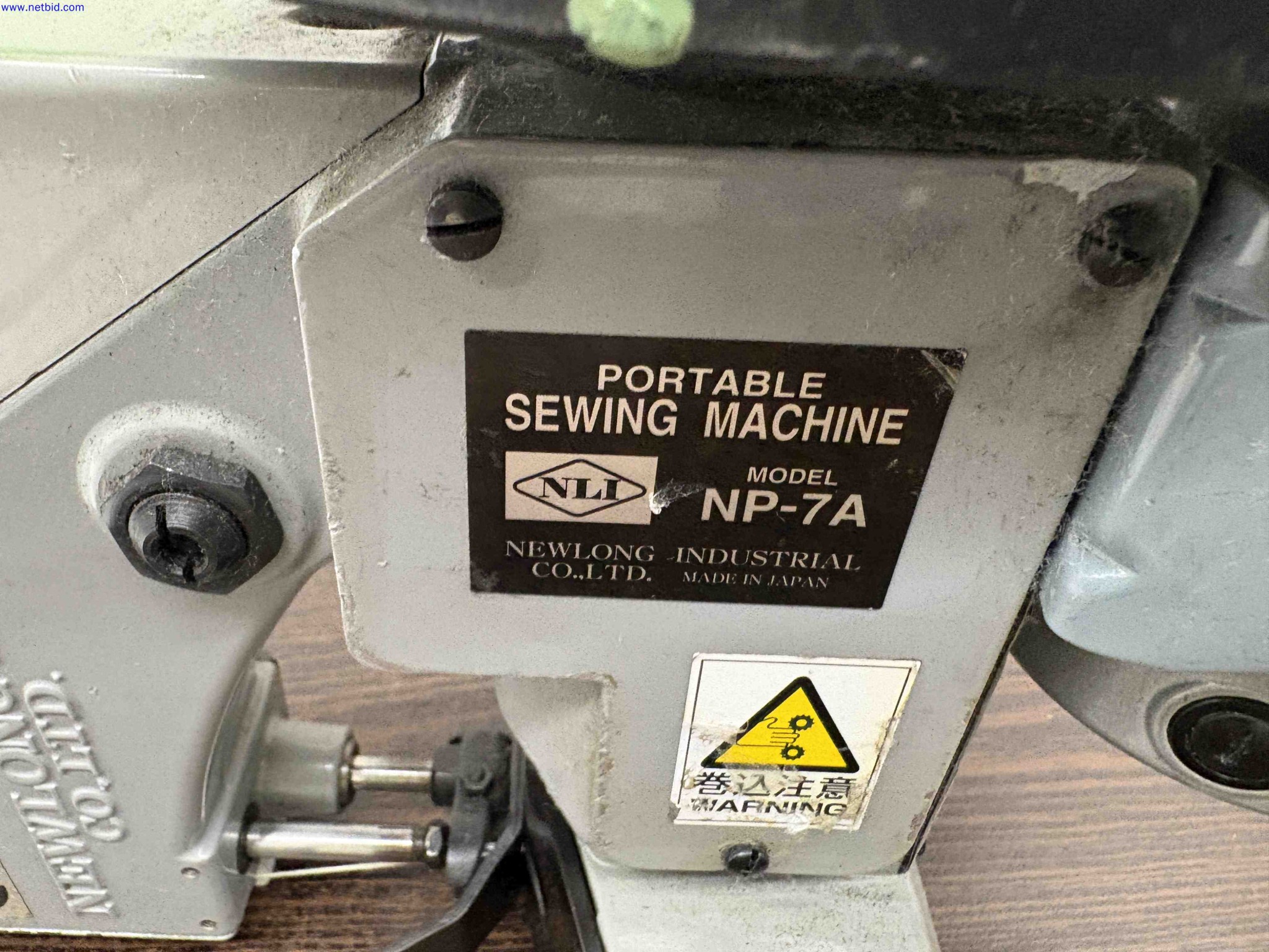 3 Portable electric sewing machines Newlong Industrial Co. Ltd. NP-7A – foto 4 – kavel bij NetBid, Sint Baafs Vijve