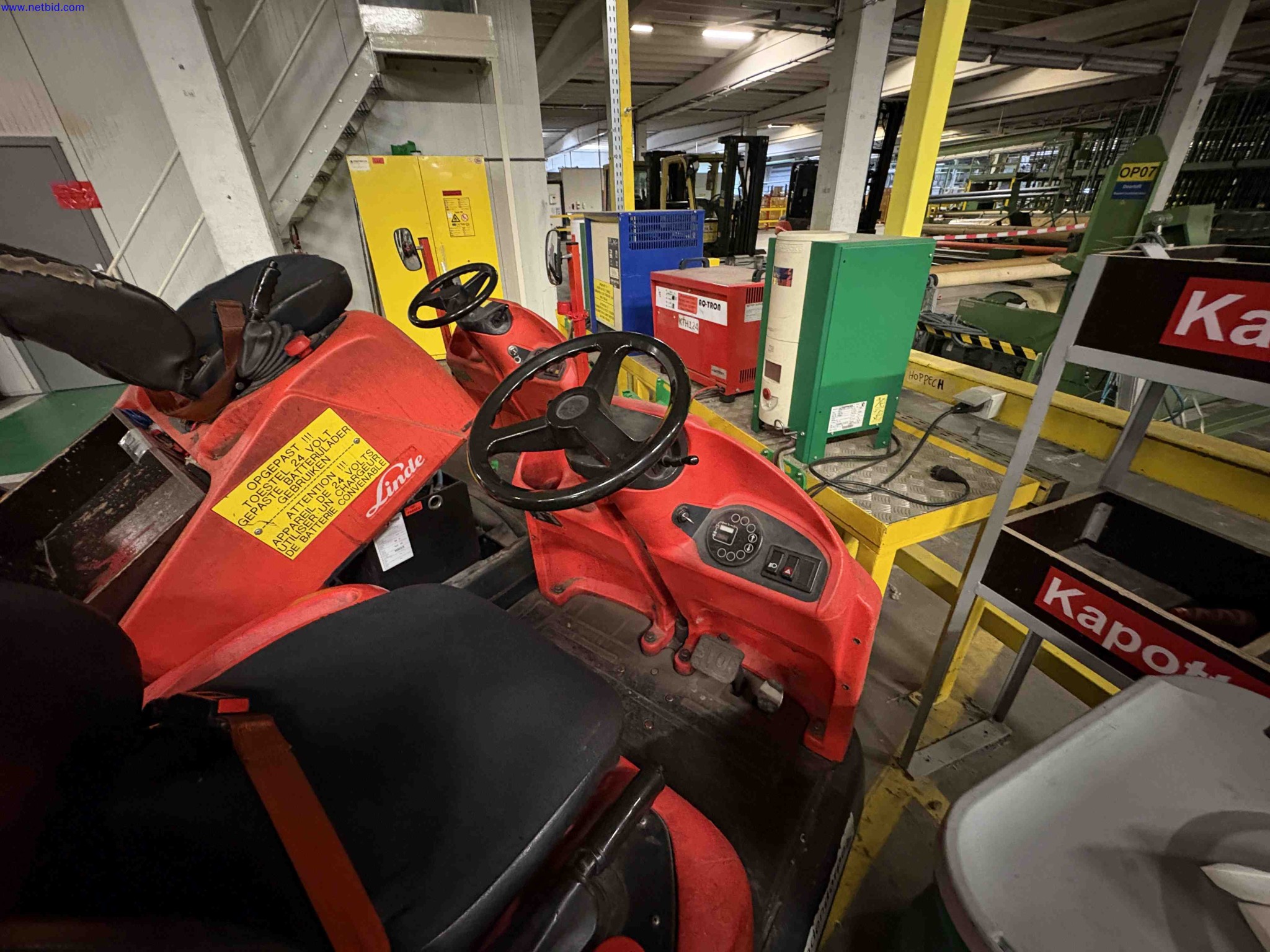 Uzavření závodu společnosti Balta Industries (Belgie) – výrobní závody výrobce koberců-18