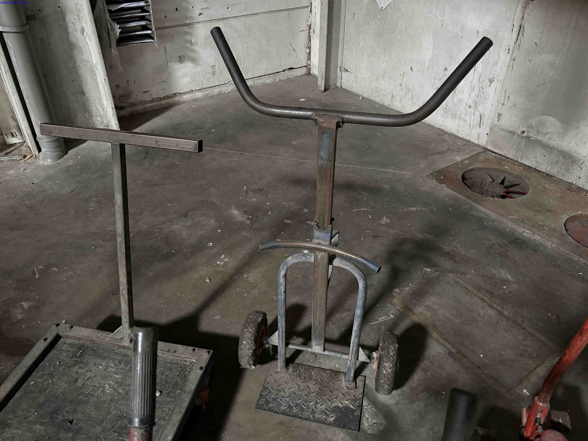 6 Warehouse material-handling trolleys – foto 5 – kavel bij NetBid, Sint Baafs Vijve