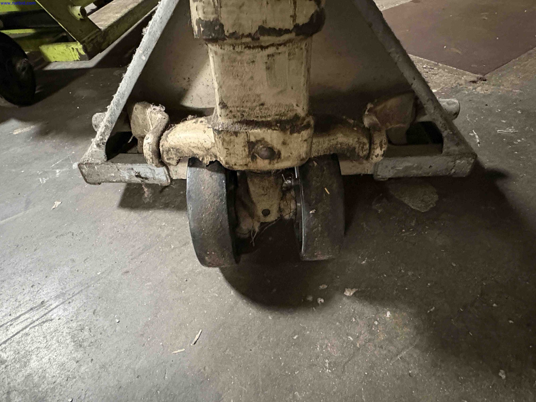 3 Pallet trucks Crown – foto 15 – kavel bij NetBid, Sint Baafs Vijve