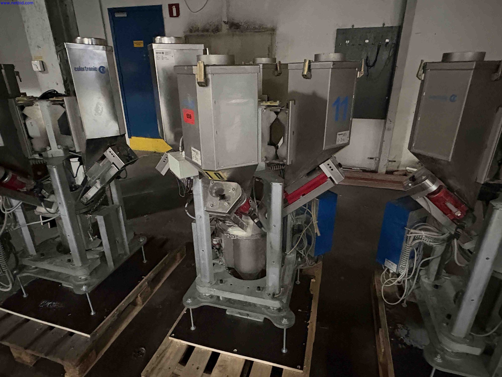 3 Gravimetric dosing and mixing systems Colortronic M20/M25 modules – foto 14 – kavel bij NetBid, Sint Baafs Vijve