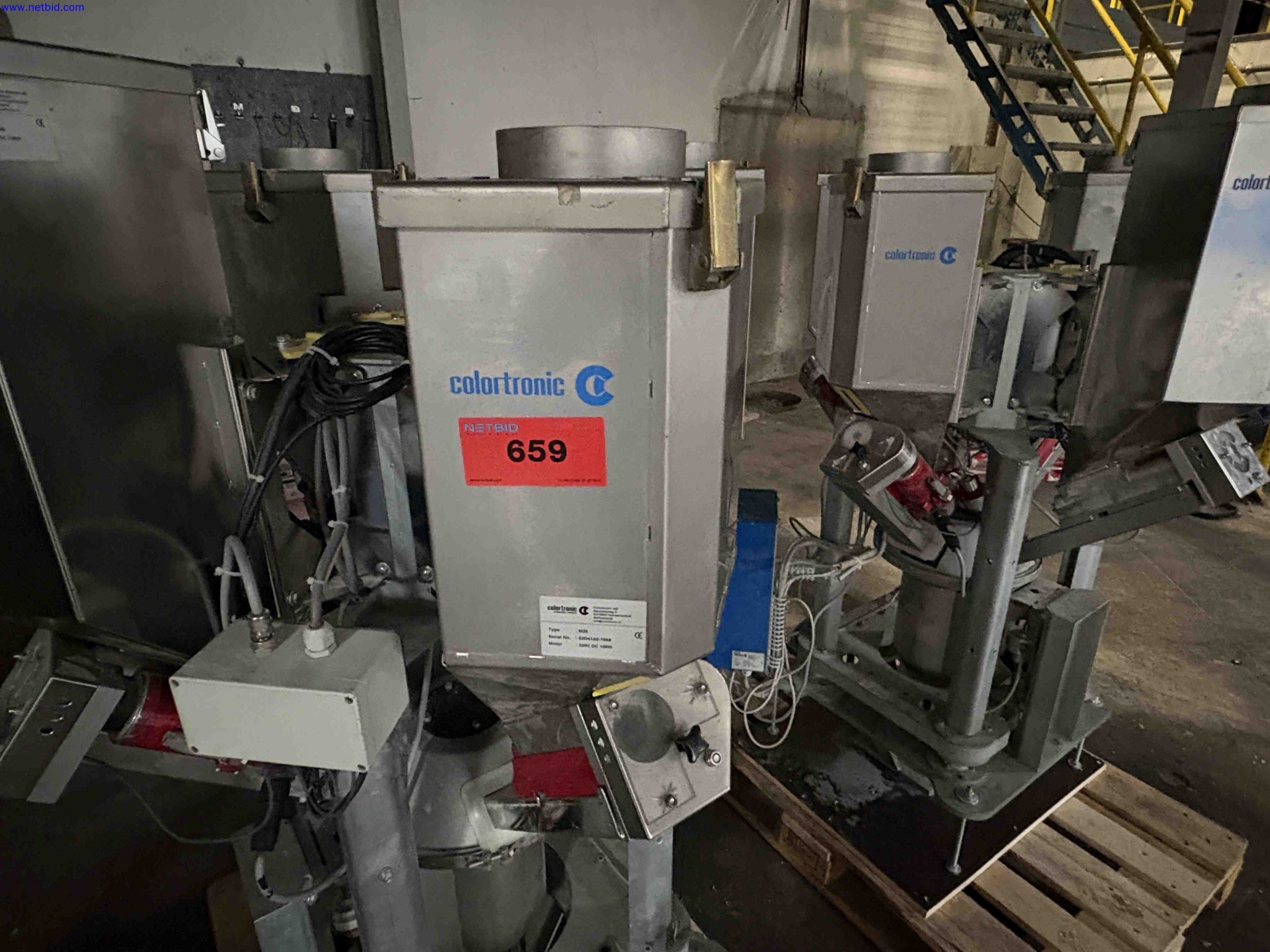 3 Gravimetric dosing and mixing systems Colortronic M20/M25 modules – foto 15 – kavel bij NetBid, Sint Baafs Vijve