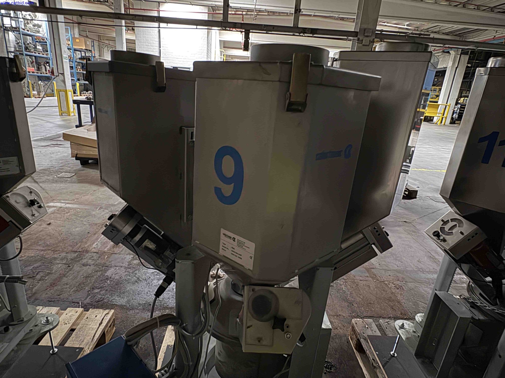 3 Gravimetric dosing and mixing systems Colortronic M20/M25 modules – foto 19 – kavel bij NetBid, Sint Baafs Vijve